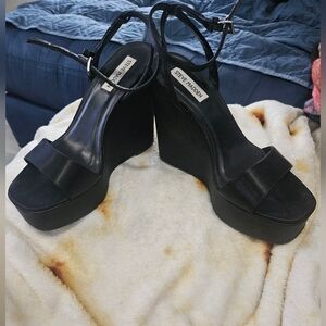 Steve Madden Black Platform Wedge Sandals